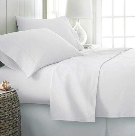Embrace Sustainable Comfort with Bamboo Sheets: A Luxurious and Eco-Friendly Choice for Your Bed